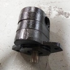 Used hydraulic pump for sale  Lake Mills
