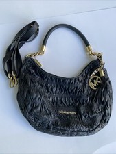 Bolsa de ombro Michael Kors MK preta de couro macio com babados plissada hobo comprar usado  Enviando para Brazil