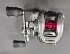 Carretel Daiwa STRIKE FORCE 100SH 7.1:1 relação de engrenagem isca, usado comprar usado  Enviando para Brazil