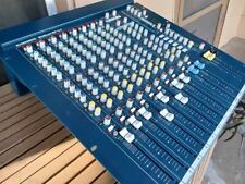 Consola de mezclas Allen & Heath MixWizard WZ3 12:2 montable en rack segunda mano  Embacar hacia Argentina