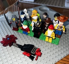 Lego Mini Figura LOTE De 12 CONJUNTO COMPLETO 4798 Indiana Jones Hazmat Disco Hóquei comprar usado Lego Mini Figura LOTE De 12 CONJUNTO COMPLETO 4798 Indiana Jones Hazmat Disco Hóquei comprar usado  Enviando para Brazil