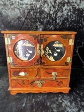 Lacquered vintage jewellery for sale  SOUTHAMPTON