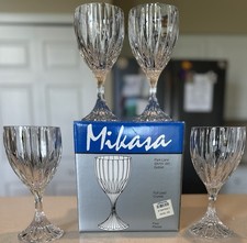 New set mikasa for sale  Clinton