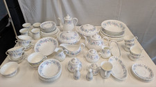 complete dinner service for sale complete dinner service for sale  SCARBOROUGH