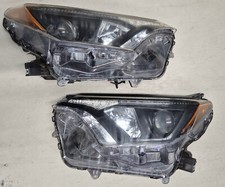 Conjunto de faróis par retirado de 2018 Toyota RAV4, sem lâmpadas, usado comprar usado  Enviando para Brazil