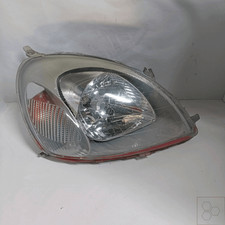 8111052021 proiettore toyota usato 8111052021 proiettore toyota usato  Italia