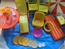 Conjunto de pratos de comida vintage anos 1980 Barbie piscina pátio 31 peças comprar usado Conjunto de pratos de comida vintage anos 1980 Barbie piscina pátio 31 peças comprar usado  Enviando para Brazil