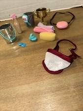 Lote de accesorios para el cuidado de caballos para muñecas de 18" manta cubos bolsa de alimentación cepillo segunda mano  Embacar hacia Mexico
