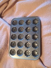 Usado, Bolos florais Nordic Ware Petits Fours Pan 2 xícaras 0,47 litros 9x13 comprar usado  Enviando para Brazil