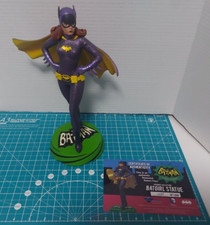 BATGIRL STATUE Batman 1966 Série de TV Coleção Premier Diamond Select 165/1966 comprar usado  Enviando para Brazil