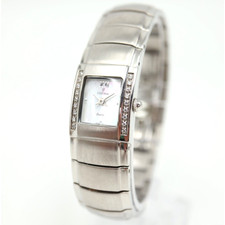Relógio feminino Festina tom prata 17mm esfregão mostrador retangular aço inoxidável funcionando comprar usado  Enviando para Brazil