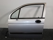 Porte gauche daewoo d'occasion  Seclin