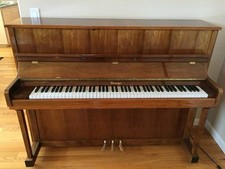 Niemeyer piano excellent d'occasion  Expédié en Belgium