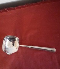 Louche crème métal d'occasion Louche crème métal d'occasion  Thiaucourt-Regniéville