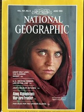 National geographic magazine for sale  FELTHAM