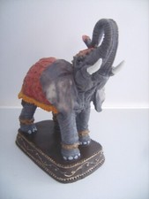 Jolie statuette éléphant d'occasion Jolie statuette éléphant d'occasion  Lalinde
