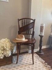 Brentwood welcome chair for sale  Missouri City