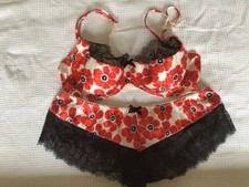 Stunning senza poppy for sale  FAIRFORD