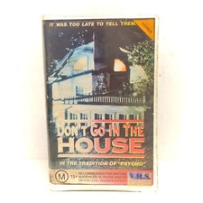 Don't go in the House - Terror - Fita VHS - Caixa grande Clamshell Ex Rental comprar usado  Enviando para Brazil