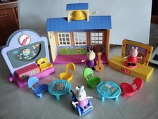 Peppa pig école d'occasion  Saint-Léonard-de-Noblat