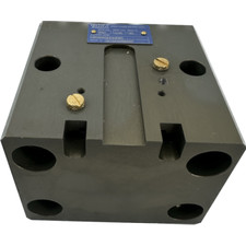 Vérin hydraulique maxbar d'occasion  Les Échelles