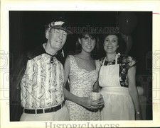 festa debutante comprar usado festa debutante comprar usado  Enviando para Brazil