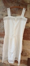 Ancienne robe blanche d'occasion  Billom