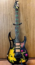 Ibanez JEM77 Padrão Floral Early Steve Vai Modelo comprar usado Ibanez JEM77 Padrão Floral Early Steve Vai Modelo comprar usado  Enviando para Brazil