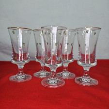 Usado, Conjunto de 5 copos trevo celta irlandês licor de xerez vintage decorado à mão aro dourado comprar usado  Enviando para Brazil