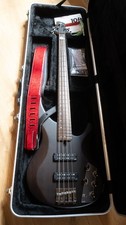 Yamaha bass guitar for sale  ASHFORD