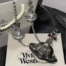 Vivienne westwood nana usato  Spedire a Italy