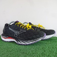 Mizuno trainers size for sale  MARCH
