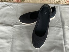 Ladies navy blue for sale Ladies navy blue for sale  FAVERSHAM