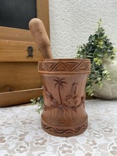 Carved wooden mortar d'occasion  Expédié en Belgium