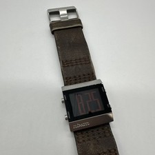 Relógio digital Nixon The Megatron prata aço inoxidável couro, usado comprar usado  Enviando para Brazil