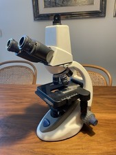 Microscopio binoculare optika usato Microscopio binoculare optika usato  Roma