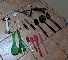 Kitchen utensil bundle for sale Kitchen utensil bundle for sale  HASLEMERE
