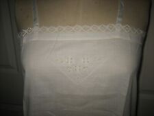 Broderie dentelle ancienne d'occasion  Neuville-aux-Bois