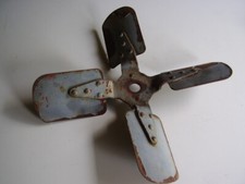 Ventilateur gris tracteur d'occasion  La Châtre