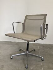 Charles eames ea107 usato  Milano