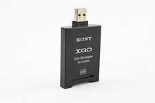 Lector adaptador de tarjetas de memoria USB Sony XQD para serie G QDA-SB1A #G939 segunda mano Lector adaptador de tarjetas de memoria USB Sony XQD para serie G QDA-SB1A #G939 segunda mano  Embacar hacia Mexico