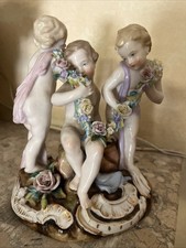 Gruppo statuite angelo usato Gruppo statuite angelo usato  Mirabella Eclano