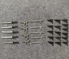 lote de 30 bonecos GI Joe Cobra 1/18 3,75" acessórios espada armas arma comprar usado  Enviando para Brazil