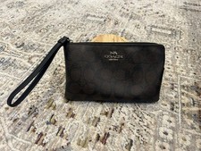 gold wristlet coach brown for sale gold wristlet coach brown for sale Dallas