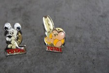 Pin asterix idefix d'occasion  Gournay-sur-Marne