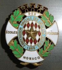 Broche boutonnière associatio d'occasion  Lagny-sur-Marne