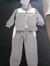 Ensemble jogging gris d'occasion  Cognac