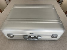 Valise zéro halliburton d'occasion  Cogolin