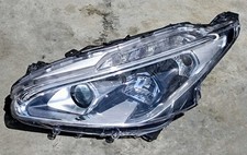 Phare gauche led d'occasion  Reims