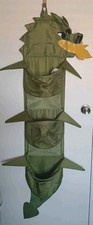 Organizador de brinquedos Ikea Minnen Drake dragão verde pendurado armazenamento 12"x61" comprar usado  Enviando para Brazil